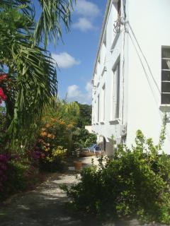 Coral Lane Beach Apartments - Saint James - 7