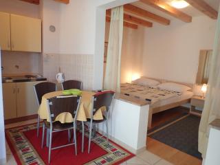 Guest House Tinka - Starigrad-Paklenica - 6