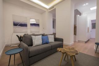 High Ceiling Duplex Apartment at Cais do Sodre - Lisbona - 1
