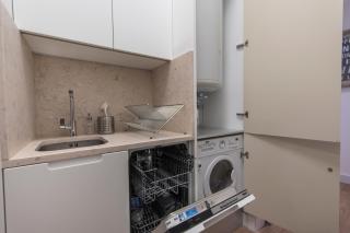 High Ceiling Duplex Apartment at Cais do Sodre - Lisbona - 5