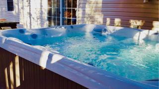 Mt. Maplewood Chalet - Pocono Lake - 6
