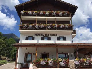 Hotel Alla Rocca - Varena - 9