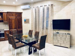 Modern Maltese House - Sliema - 9
