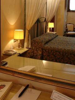 Hotel Palazzo dal Borgo - 2