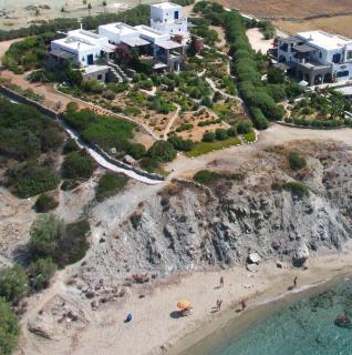 Sophia Villa Paros - Beachfront Villa at Lolantonis - Drios - 7