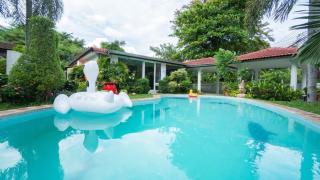 Villa Navin Premiere Pool Villa - Jomtien Beach - 1