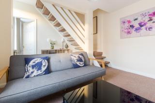 Well presented 2 bedroom house - sleeps four - Leamington Spa - 9