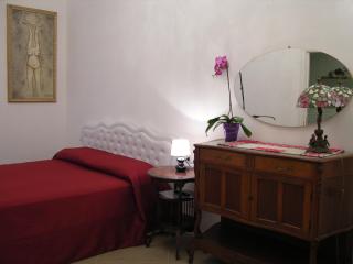 Bless&B G.H. - Roma - 1