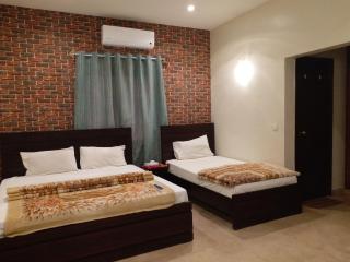 Karachi Guest House Gulshan-e-Iqbal - 9