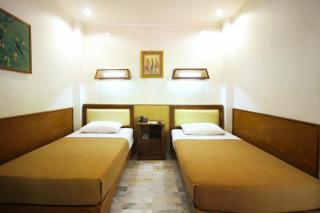 Hotel Karthi Kuta - Kuta - 6