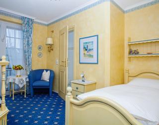Hotel Wiesbaden - 3