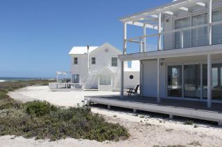 White Sands Beach Villa - 4