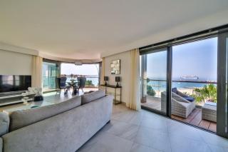7 Croisette - Cannes - 5