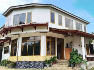 Villa KenDedes Garden - Batu - 8