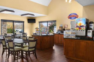 Baymont by Wyndham Rocky Mount - Rocky Mount - 7