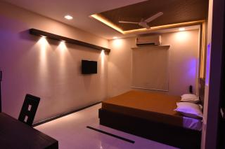 Hotel Metro - Kumbakonam - 9