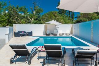 Andy 2 modern & centrally ap with a pool - Novalja - 2