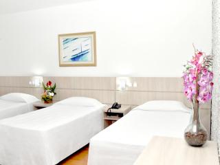 Caravelle Palace Hotel - 6