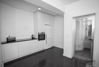 Downtown 3 Bedroom with Balcony - Quiet Street - Family Friendly - Groups - Porto - 9