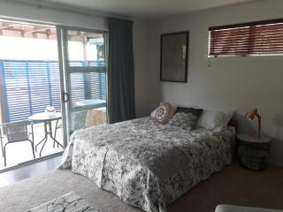 The End Lounge B&B - 4