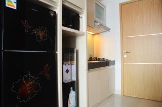 Strategic Studio Apartment The Oasis near Bekasi By Travelio - Jatirarangan - 2