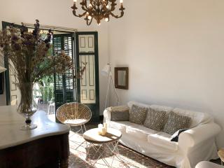 PASSEIG - Apartamento único en el centro - 0