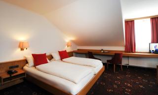 Hotel Vierjahreszeiten - Breitengüßbach - 2