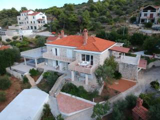 Beach Apartment Viktor 2 - Postira - 9
