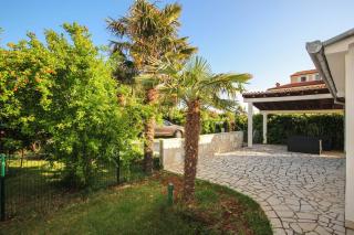 Cukon Holiday Home - 6