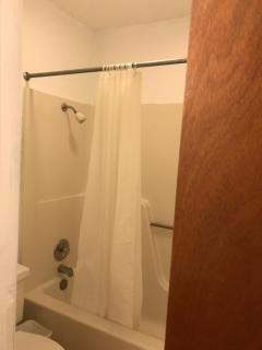Luxury Inn - George West - 5