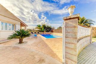Can Gelaberts by Sealand Villas - Muro - 8