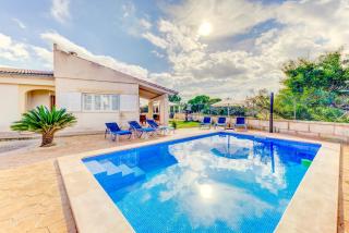 Can Gelaberts by Sealand Villas - Muro - 9