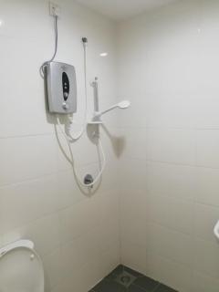 Guesthouse at Shah Alam - Shah Alam - 8