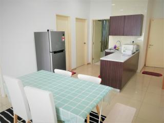 Guesthouse at Shah Alam - Shah Alam - 2