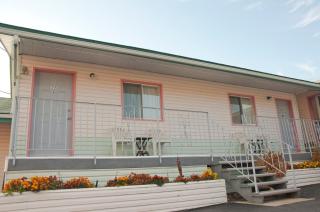Sunset Motel - Creston - 5
