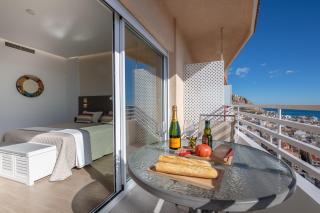 Alicante Skylights Apartments - 1