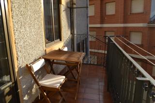 Tres Puentes Anguiano Apartamentos y Hostal - 2