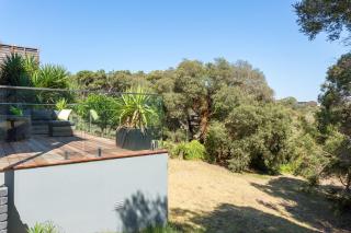 At Agnes Ave: coastal views - Blairgowrie - 3