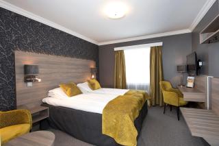Dr. Holms Hotel - 1