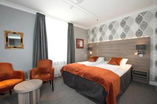 Dr. Holms Hotel - 8