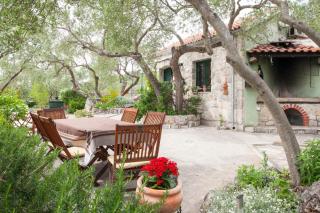 Holiday house Jano in Makarska, jacuzzi - Makarska - 7