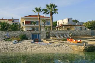 Villa Mirjana - exclusive beachfront 6 bedroom villa with pool - 7