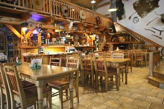 Steak Restaurant Penzion Country Saloon - Klatovy - 2