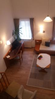 Altes Wirtshaus Fördergersdorf Bed & Breakfast - 2