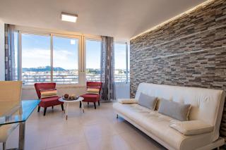 Alicante Skylights Apartments - 5