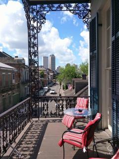 Lafitte Hotel & Bar - New Orleans - 2