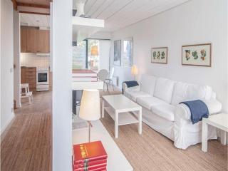 Awesome Home In Burgsvik With Wifi - Burgsvik - 4