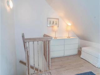 Awesome Home In Burgsvik With Wifi - Burgsvik - 2