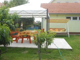 Nóra Apartman - Balatonfůzfő - 1