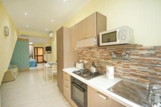 Sliema duplex 1 bedroom apartment - Sleeps 4 - Sliema - 0